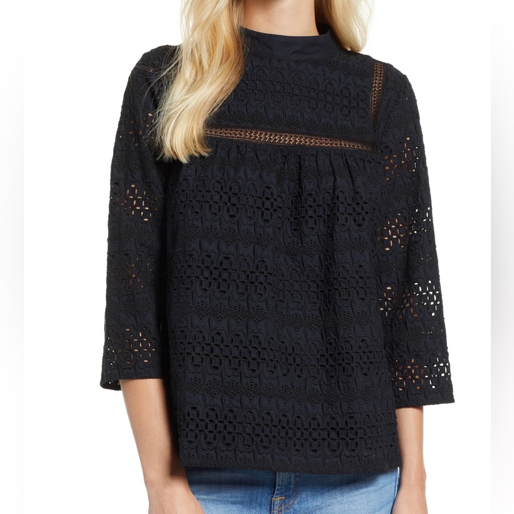 Vineyard Vines Mock Neck Eyelet Top in Jet Black size 16